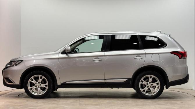 Mitsubishi Outlander III Рестайлинг 2 с пробегом 2017 года, цена 1 750 000 рублей, 190773 км, внедорожник, Автокод Объявления