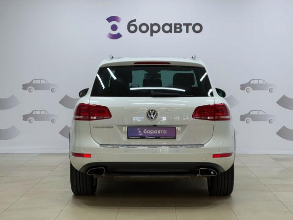 Volkswagen Touareg II с пробегом 2013 года, цена 1 820 000 рублей, 256356 км, внедорожник, Автокод Объявления