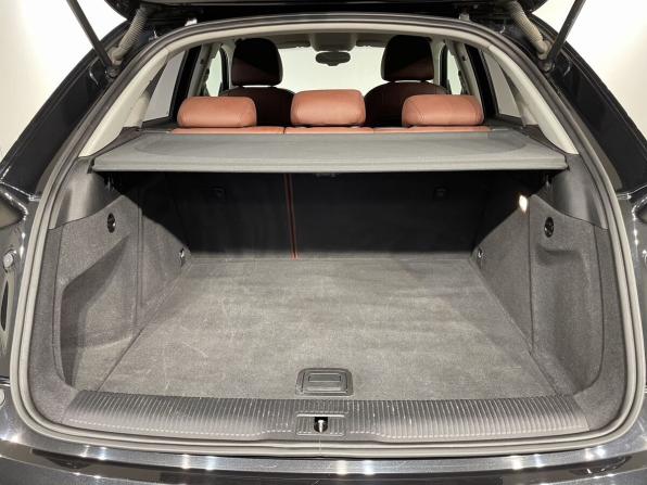 Audi Q3 I (8U) с пробегом 2013 года, цена 1 699 000 рублей, 57437 км, внедорожник, Автокод Объявления
