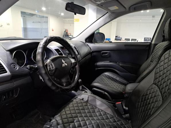 Mitsubishi Outlander II Рестайлинг с пробегом 2011 года, цена 865 000 рублей, 363703 км, внедорожник, Автокод Объявления
