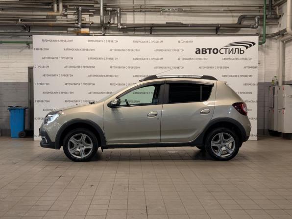 Renault Sandero II Рестайлинг с пробегом 2020 года, цена 1 199 000 рублей, 78539 км, хэтчбек, Автокод Объявления