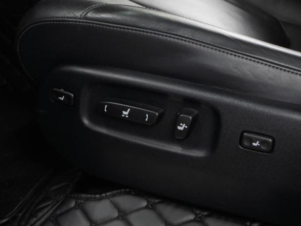 Lexus LX III Рестайлинг 2 с пробегом 2019 года, цена 9 000 000 рублей, 161283 км, внедорожник, Автокод Объявления