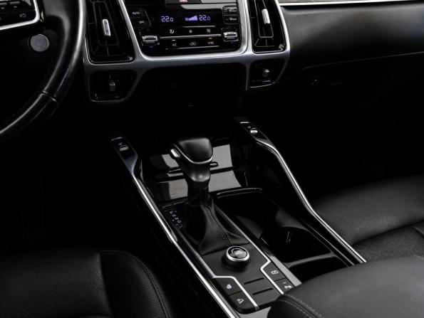 Kia Sorento IV с пробегом 2021 года, цена 3 825 000 рублей, 66160 км, внедорожник, Автокод Объявления