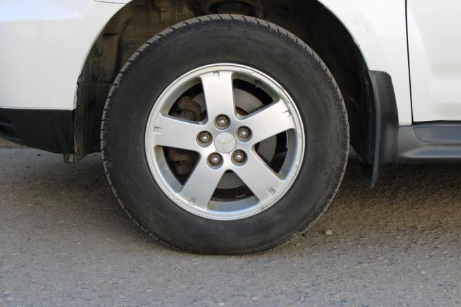 Mitsubishi Outlander II Рестайлинг с пробегом 2010 года, цена 850 000 рублей, 294893 км, внедорожник, Автокод Объявления