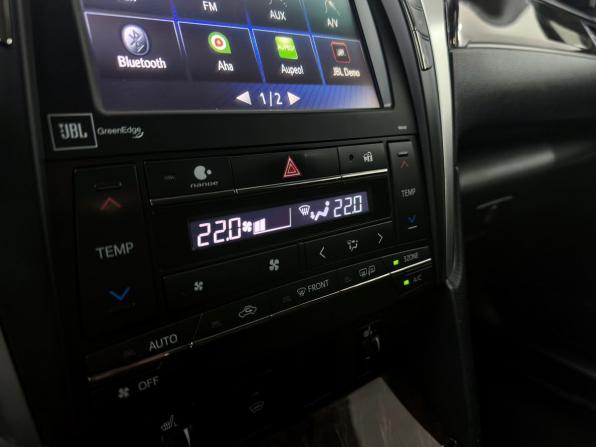 Toyota Camry VII (XV50) Рестайлинг с пробегом 2015 года, цена 2 199 000 рублей, 142700 км, седан, Автокод Объявления