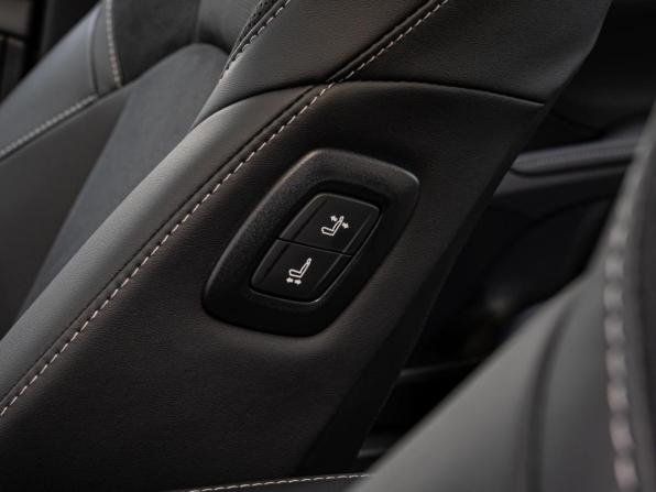 Toyota Camry IX (XV80) China Market с пробегом 2026 года, цена 4 549 000 рублей, 18 км, седан, Автокод Объявления