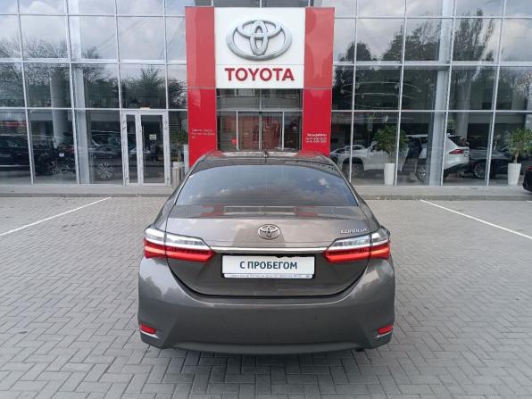 Toyota Corolla XI (E160 E170 E180) Рестайлинг 1 с пробегом 2018 года, цена 1 799 000 рублей, 129427 км, седан, Автокод Объявления