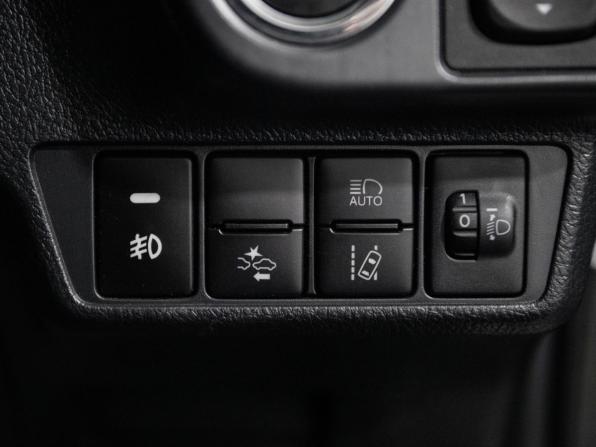 Toyota Corolla XI (E160 E170) Рестайлинг 2 с пробегом 2020 года, цена 1 500 000 рублей, 89963 км, универсал, Автокод Объявления