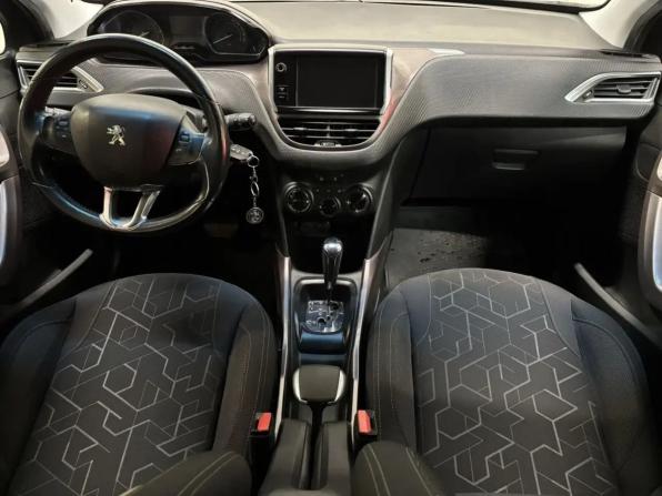 Peugeot 2008 I с пробегом 2014 года, цена 799 000 рублей, 109840 км, внедорожник, Автокод Объявления
