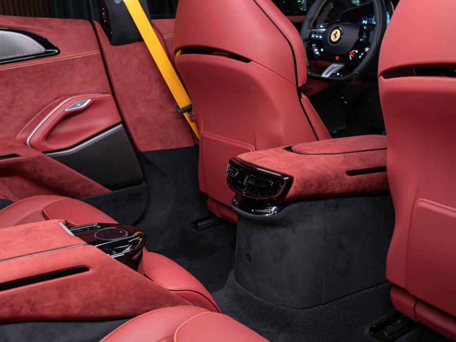 Ferrari Purosangue Москва  - изображение 35