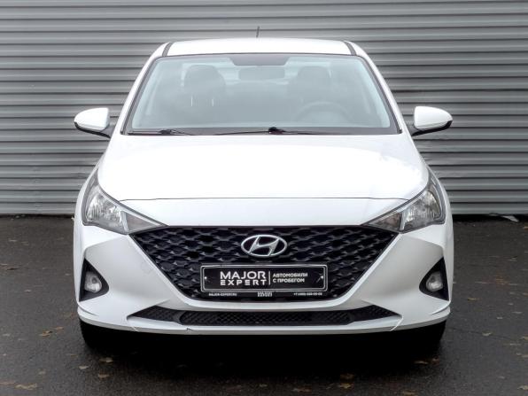 Hyundai Solaris II Рестайлинг с пробегом 2022 года, цена 1 535 000 рублей, 89366 км, седан, Автокод Объявления