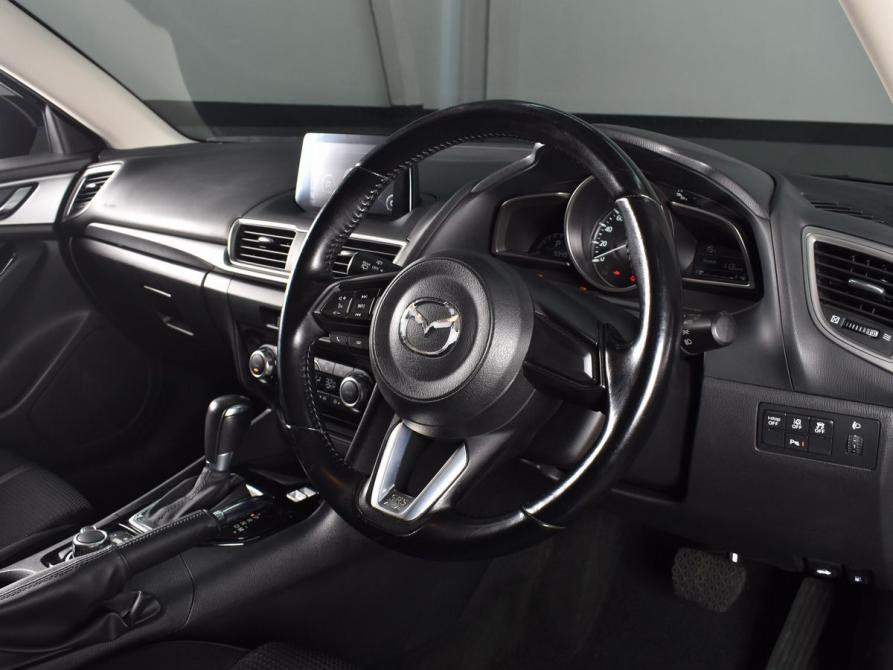 Mazda Axela III Рестайлинг Кемерово  - изображение 9