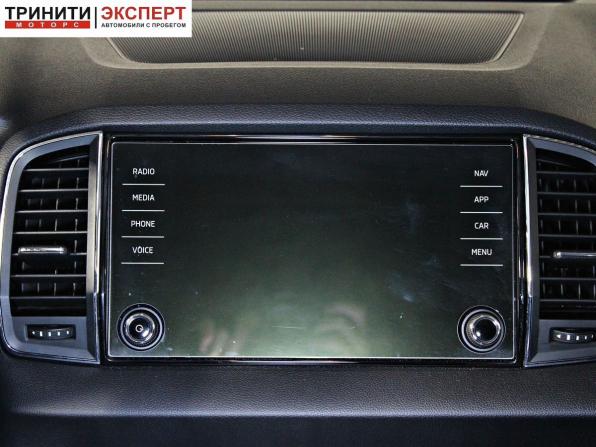 Skoda Karoq I с пробегом 2021 года, цена 2 157 000 рублей, 142330 км, внедорожник, Автокод Объявления