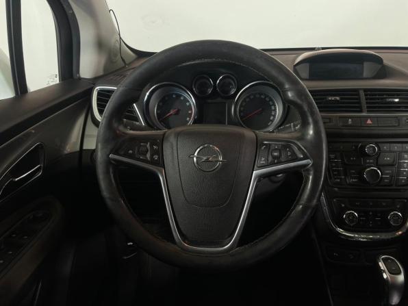 Opel Mokka I с пробегом 2013 года, цена 1 080 000 рублей, 182353 км, внедорожник, Автокод Объявления