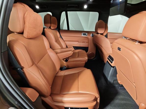 Li Auto (Lixiang) L9 I с пробегом 2024 года, цена 6 235 000 рублей, 57848 км, внедорожник, Автокод Объявления