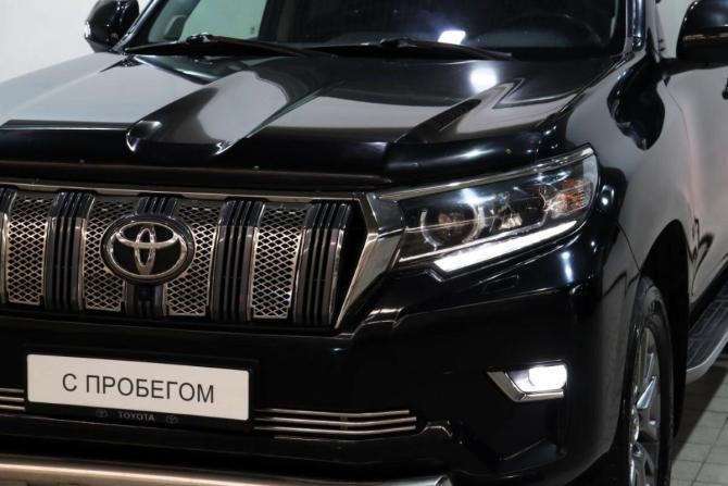 Toyota Land Cruiser Prado 150 Series Рестайлинг 2 с пробегом 2018 года, цена 6 000 000 рублей, 111252 км, внедорожник, Автокод Объявления