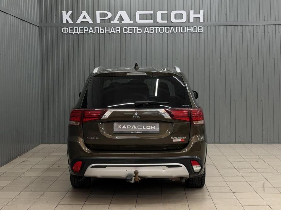 Mitsubishi Outlander III Рестайлинг 3 Магнитогорск  - изображение 4