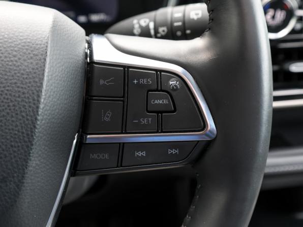 Toyota Highlander IV (XU70) с пробегом 2025 года, цена 4 998 000 рублей, 17849 км, внедорожник, Автокод Объявления