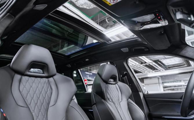 Новый BMW X7 I (G07) Рестайлинг 2025 года, цена 19 690 000 рублей, внедорожник, Автокод Объявления