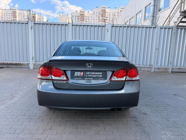Honda Civic VIII Рестайлинг с пробегом 2010 года, цена 949 000 рублей, 197500 км, седан, Автокод Объявления