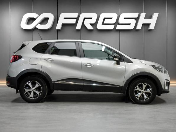 Renault Kaptur I Рестайлинг с пробегом 2021 года, цена 1 730 000 рублей, 60631 км, внедорожник, Автокод Объявления