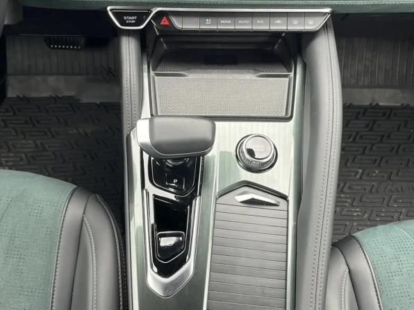 Geely Monjaro I с пробегом 2023 года, цена 3 500 000 рублей, 34681 км, внедорожник, Автокод Объявления