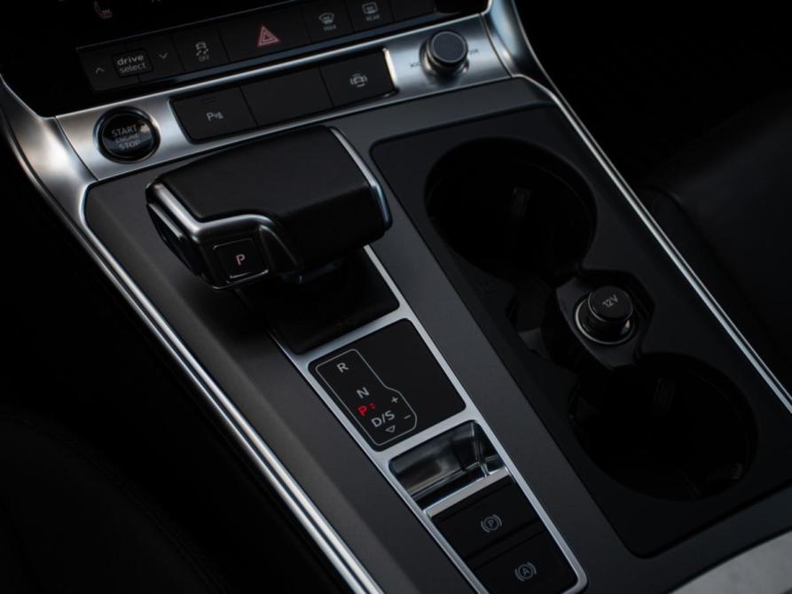 Audi A6 V (C8) Москва  - изображение 19