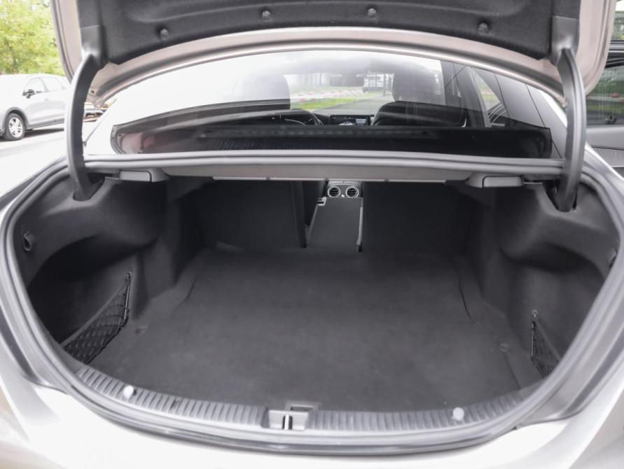 Mercedes-Benz C-Класс IV (W205) Рестайлинг Санкт-Петербург  - изображение 31