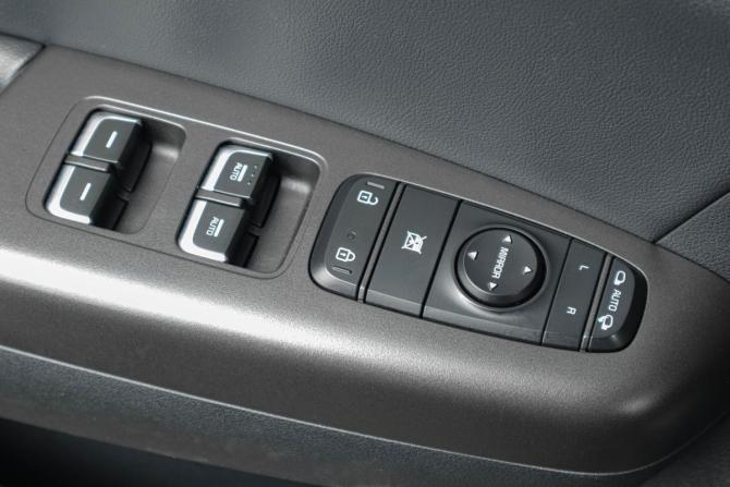 Kia Sportage IV Рестайлинг с пробегом 2019 года, цена 2 259 000 рублей, 110000 км, внедорожник, Автокод Объявления