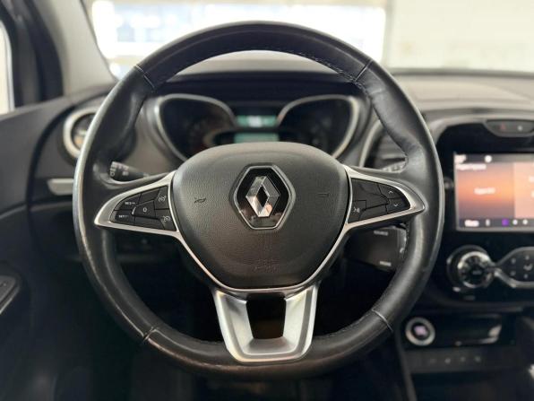 Renault Kaptur I Рестайлинг с пробегом 2020 года, цена 1 390 000 рублей, 172053 км, внедорожник, Автокод Объявления