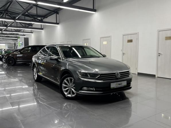 Volkswagen Passat B8 с пробегом 2015 года, цена 1 620 000 рублей, 234429 км, седан, Автокод Объявления
