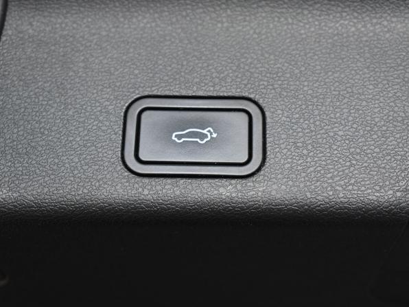 Geely Atlas Pro с пробегом 2022 года, цена 1 825 000 рублей, 68000 км, внедорожник, Автокод Объявления