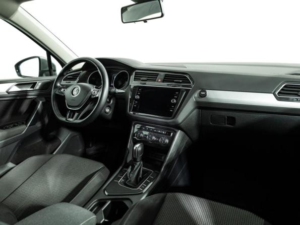 Volkswagen Tiguan II с пробегом 2019 года, цена 2 299 777 рублей, 63595 км, внедорожник, Автокод Объявления