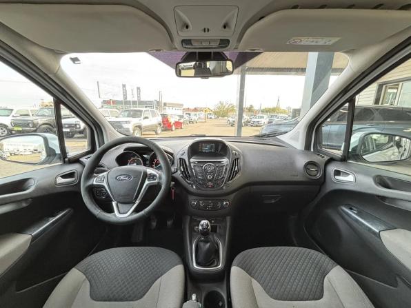 Ford Tourneo Courier I с пробегом 2017 года, цена 999 900 рублей, 267595 км, компактвэн, Автокод Объявления