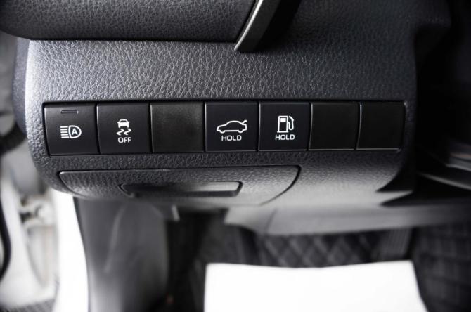 Toyota Camry VIII (XV70) Рестайлинг с пробегом 2022 года, цена 3 299 000 рублей, 70265 км, седан, Автокод Объявления
