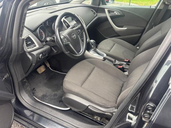 Opel Astra J с пробегом 2011 года, цена 514 000 рублей, 233554 км, хэтчбек, Автокод Объявления