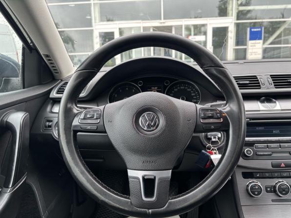 Volkswagen Passat B7 с пробегом 2012 года, цена 1 100 000 рублей, 247000 км, седан, Автокод Объявления