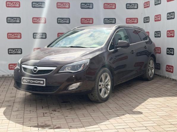 Opel Astra J Рестайлинг с пробегом 2012 года, цена 649 900 рублей, 172600 км, универсал, Автокод Объявления