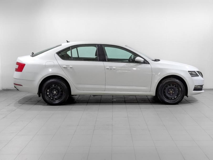 Skoda Octavia III (A7) Рестайлинг Москва  - изображение 4