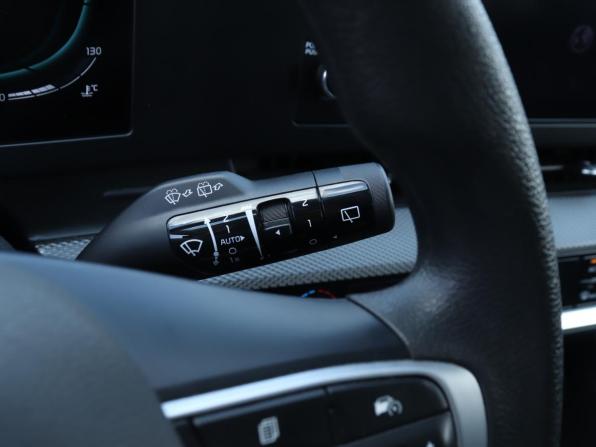 Kia Sportage V с пробегом 2023 года, цена 3 160 000 рублей, 59688 км, внедорожник, Автокод Объявления