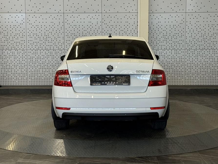 Skoda Octavia III (A7) Рестайлинг Москва  - изображение 5