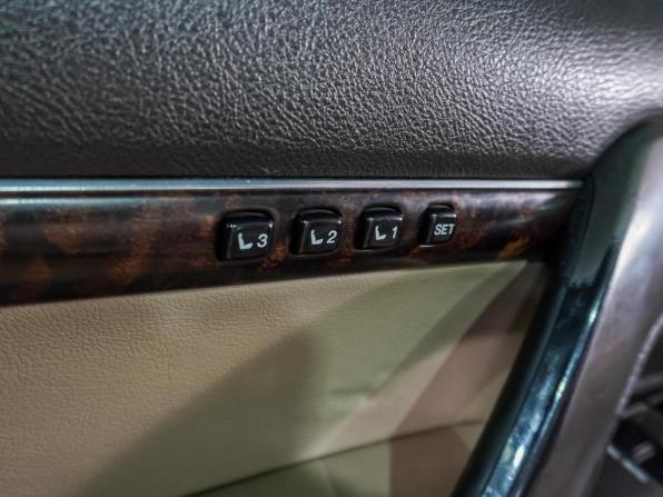 Toyota Land Cruiser 200 Series с пробегом 2008 года, цена 2 549 000 рублей, 385812 км, внедорожник, Автокод Объявления