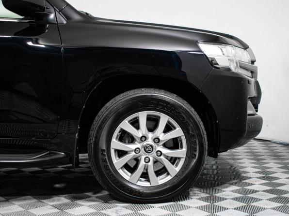 Toyota Land Cruiser 200 Series Рестайлинг 2 с пробегом 2016 года, цена 4 547 000 рублей, 311000 км, внедорожник, Автокод Объявления