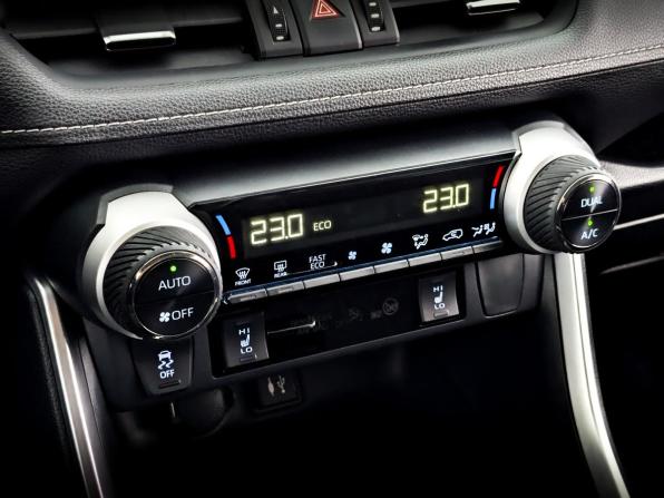 Toyota RAV4 V (XA50) с пробегом 2019 года, цена 2 199 000 рублей, 173085 км, внедорожник, Автокод Объявления