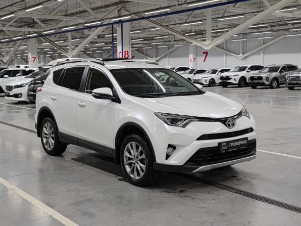 Toyota RAV4 IV (XA40) Рестайлинг с пробегом 2015 года, цена 2 430 000 рублей, 81246 км, внедорожник, Автокод Объявления