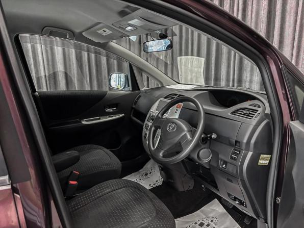 Toyota Ractis I с пробегом 2010 года, цена 699 000 рублей, 189200 км, хэтчбек, Автокод Объявления