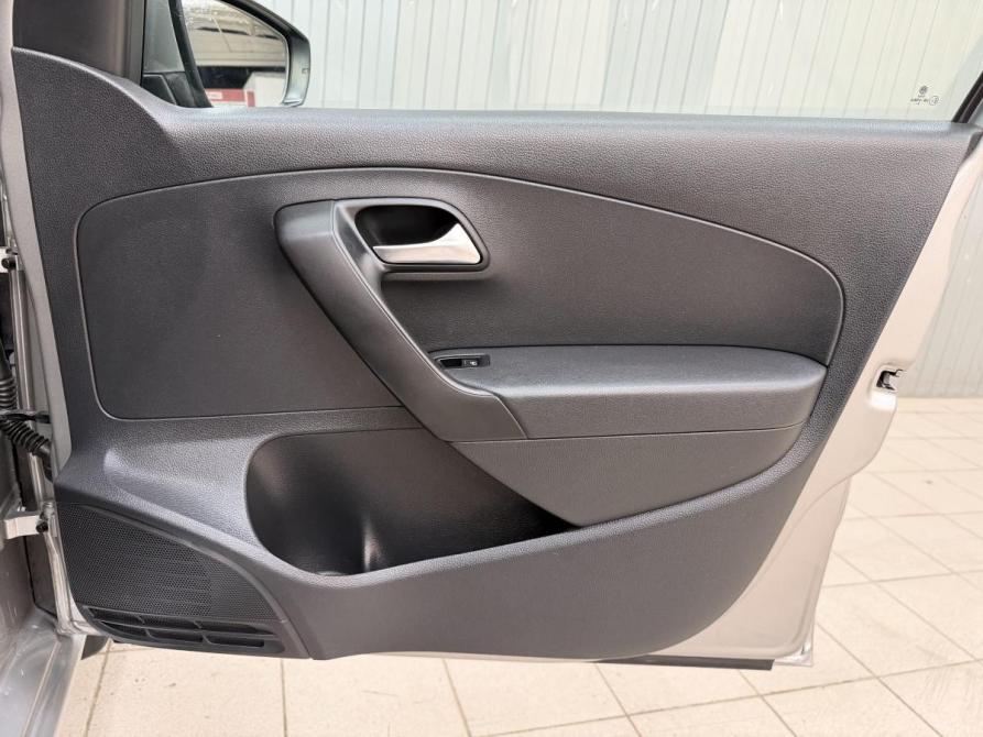 Volkswagen Polo V Рестайлинг Магнитогорск  - изображение 15