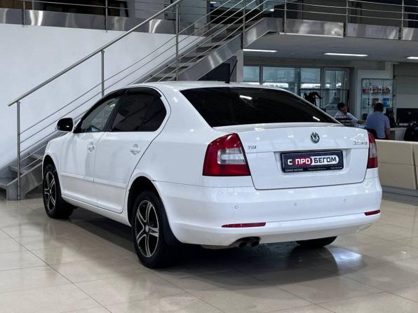Skoda Octavia II (A5) Рестайлинг с пробегом 2012 года, цена 829 900 рублей, 178000 км, лифтбек, Автокод Объявления