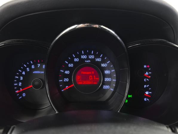 Kia Rio III с пробегом 2014 года, цена 750 000 рублей, 202000 км, хэтчбек, Автокод Объявления