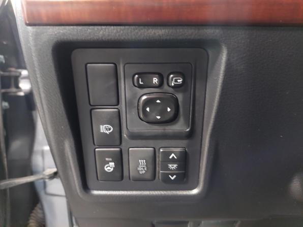 Toyota Land Cruiser Prado 150 Series Рестайлинг 2 с пробегом 2017 года, цена 4 190 000 рублей, 127000 км, внедорожник, Автокод Объявления